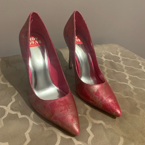 Pink pumps - Picture 1 of 4